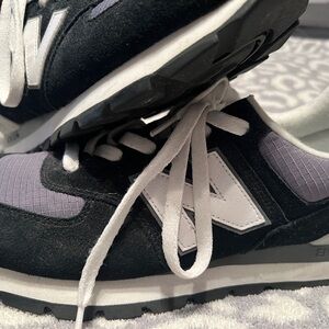 Men’s New Balance Black & Gray Sneakers